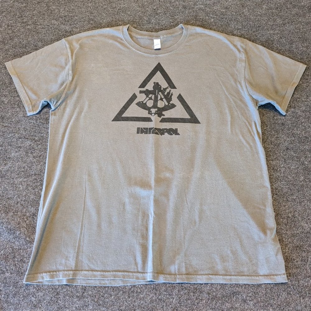 Interpol Band T